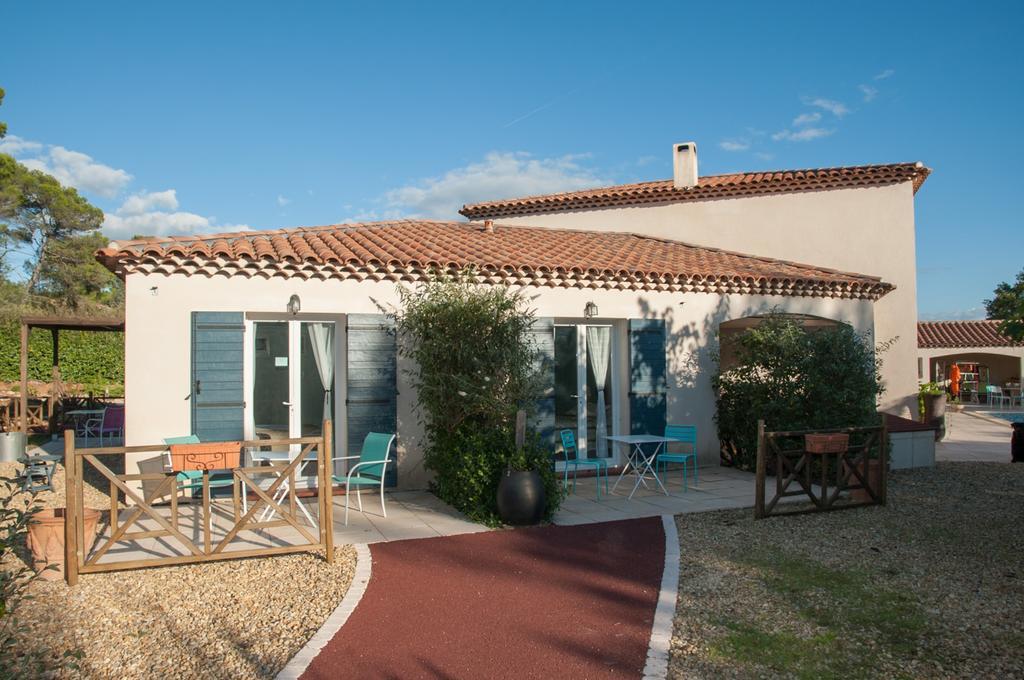 Le Mas Pinede Lorgues Exterior foto